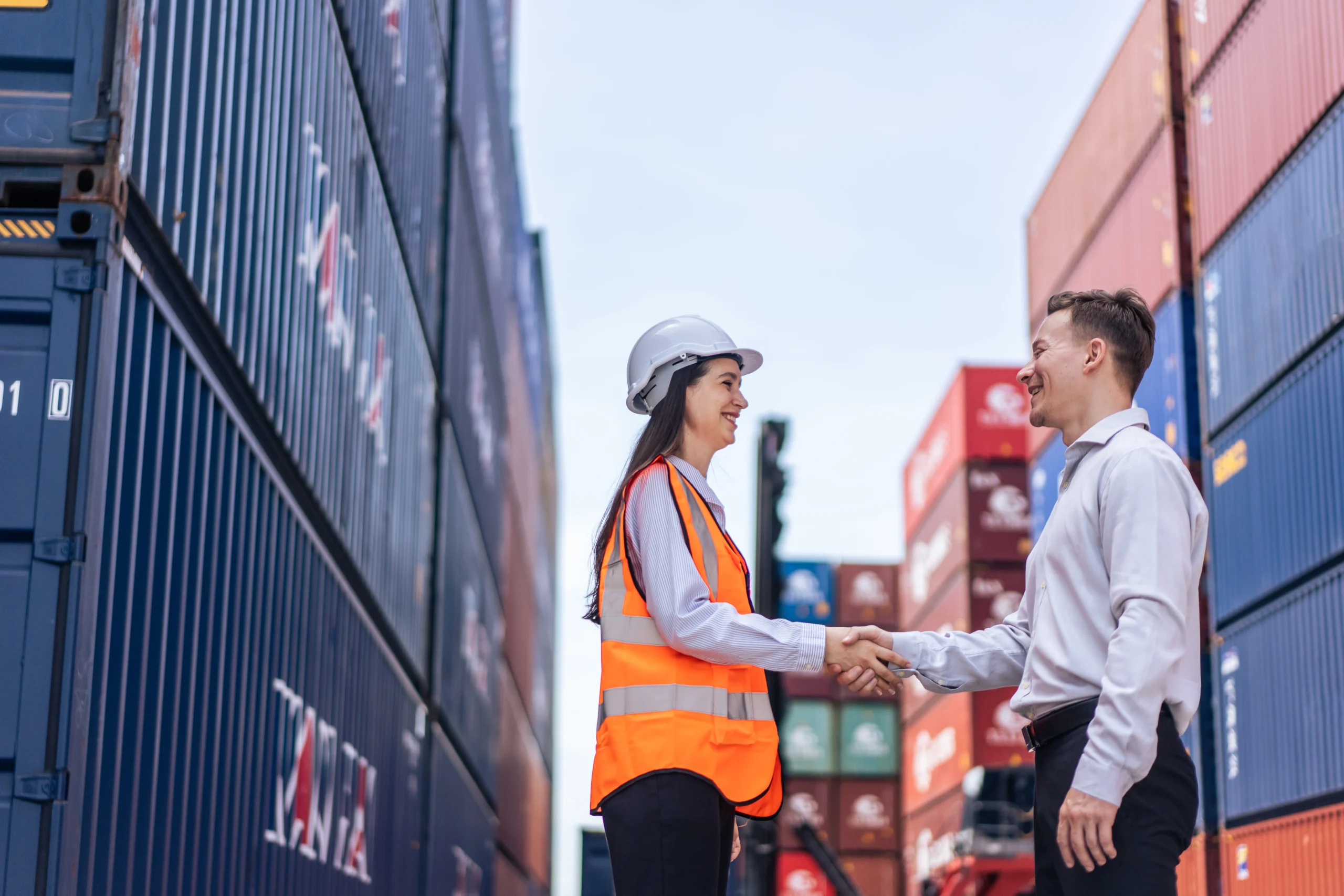 Cómo funcionan los Incoterms y cuál elegir para tu negocio